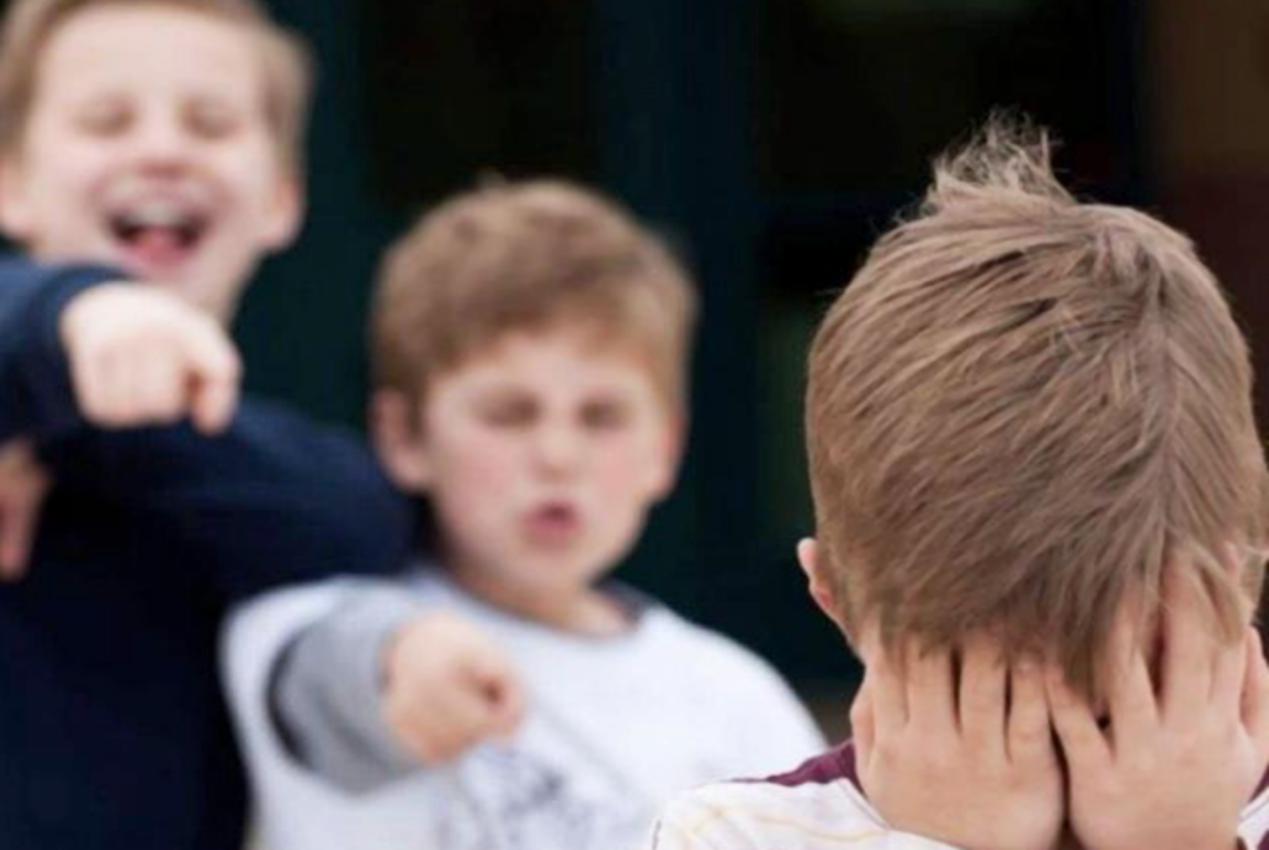 邋遢的父母孩子也与精致生活无缘,邋遢妈妈教出来的孩子是什么样的