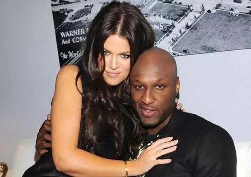 詹娜在76人主场,女人是祸水完整视频