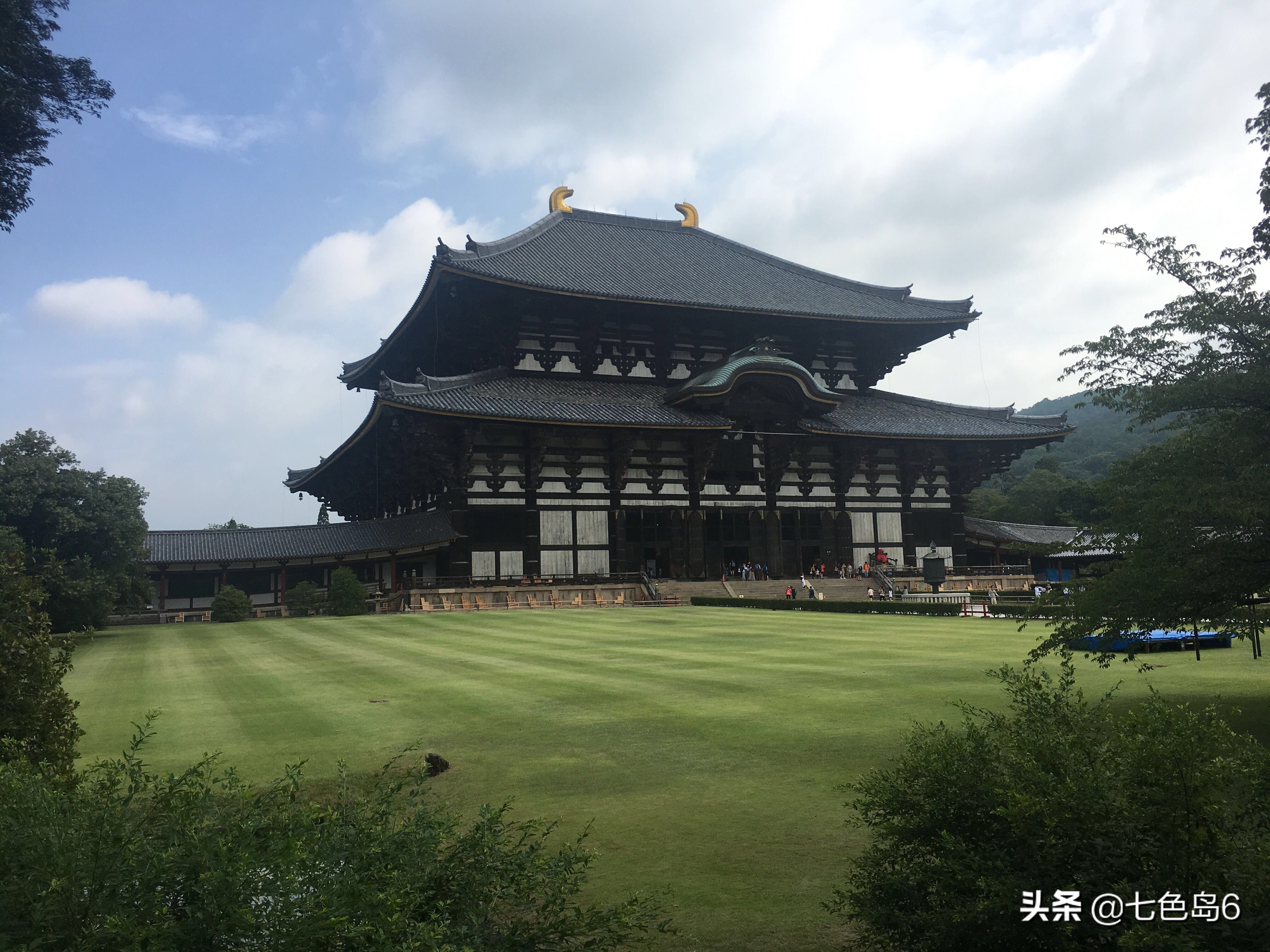 日本援助箱上的诗句有何感想,为何日本援助箱上的诗句打动人心