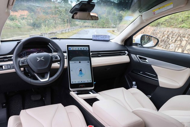 小鹏汽车G3试驾,小鹏g3与特斯拉