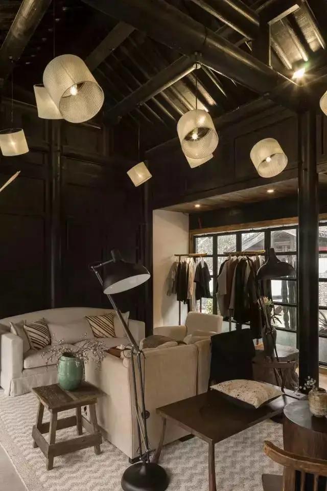 丽水上热搜,浙江丽水现萤火虫星海