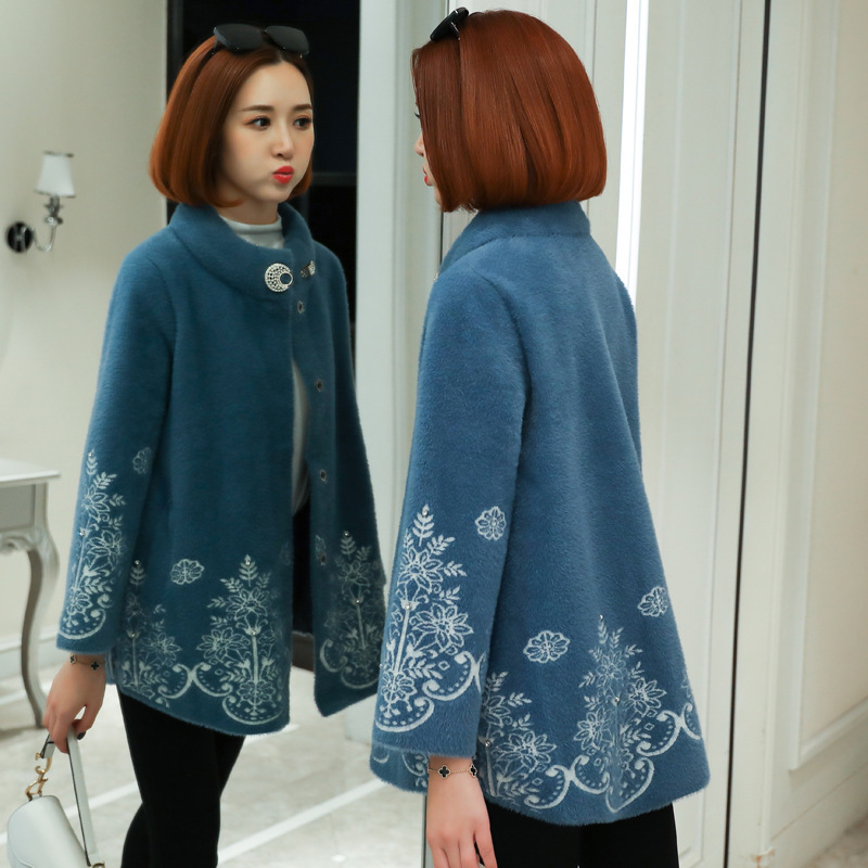 春节这样照着穿气质时尚又减龄,给妈妈买衣服外套推荐30-40岁秋天