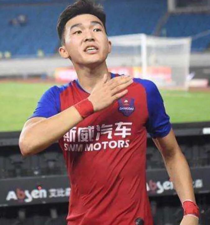 一个没有职业队的地方走出的中超球员堪比国家队