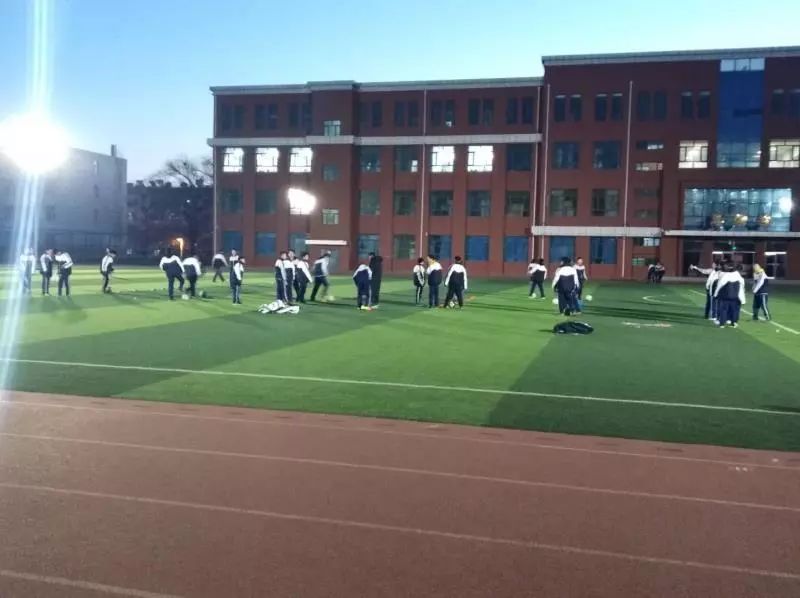 第十四届全运会足球第一名,二中足球队冠军