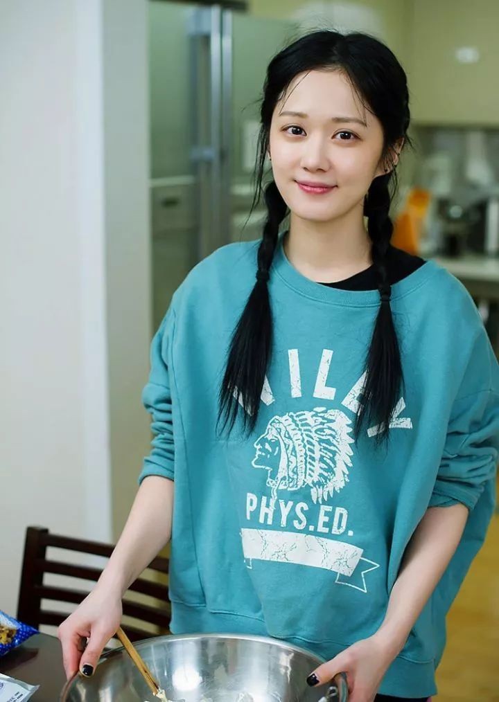 “刁蛮公主”张娜拉,献歌奥运,误谈圈钱被封杀,40岁想嫁中国