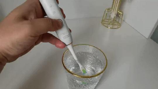 飞利浦电动牙刷入门和高端区别,飞利浦牙刷跟usmile到底哪个好一些