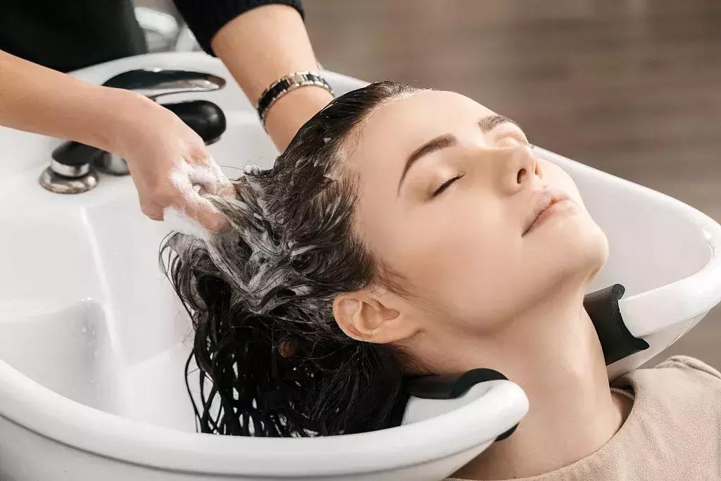 二甲硅油片对胃有伤害吗,硅油对眼睛有什么伤害