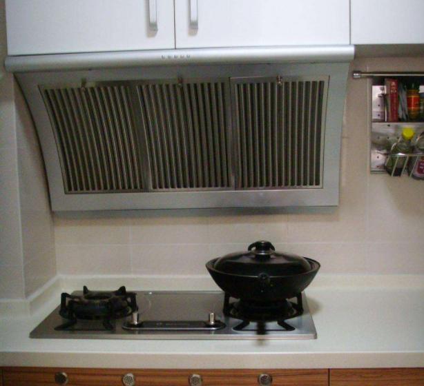 什么牌子的油烟机价格低质量好,油烟机什么牌子实用