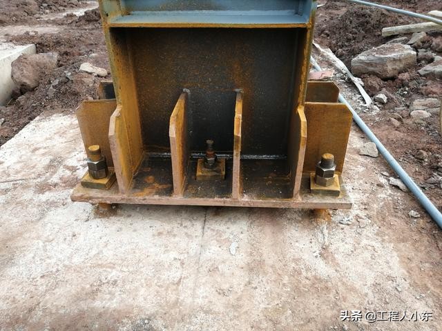 讲解钢结构厂房图,钢结构厂房基础施工动画演示