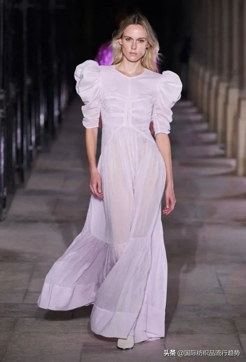 2022流行什么裙装,2021年的哪些裙子最流行