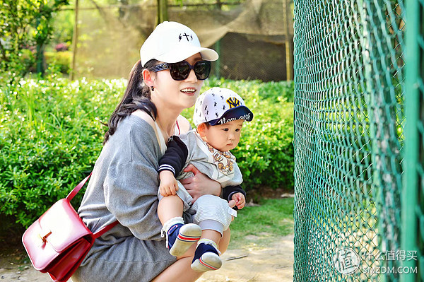 横跨20岁-55岁，钢铁直男也能学会的超简单拍妹技巧！