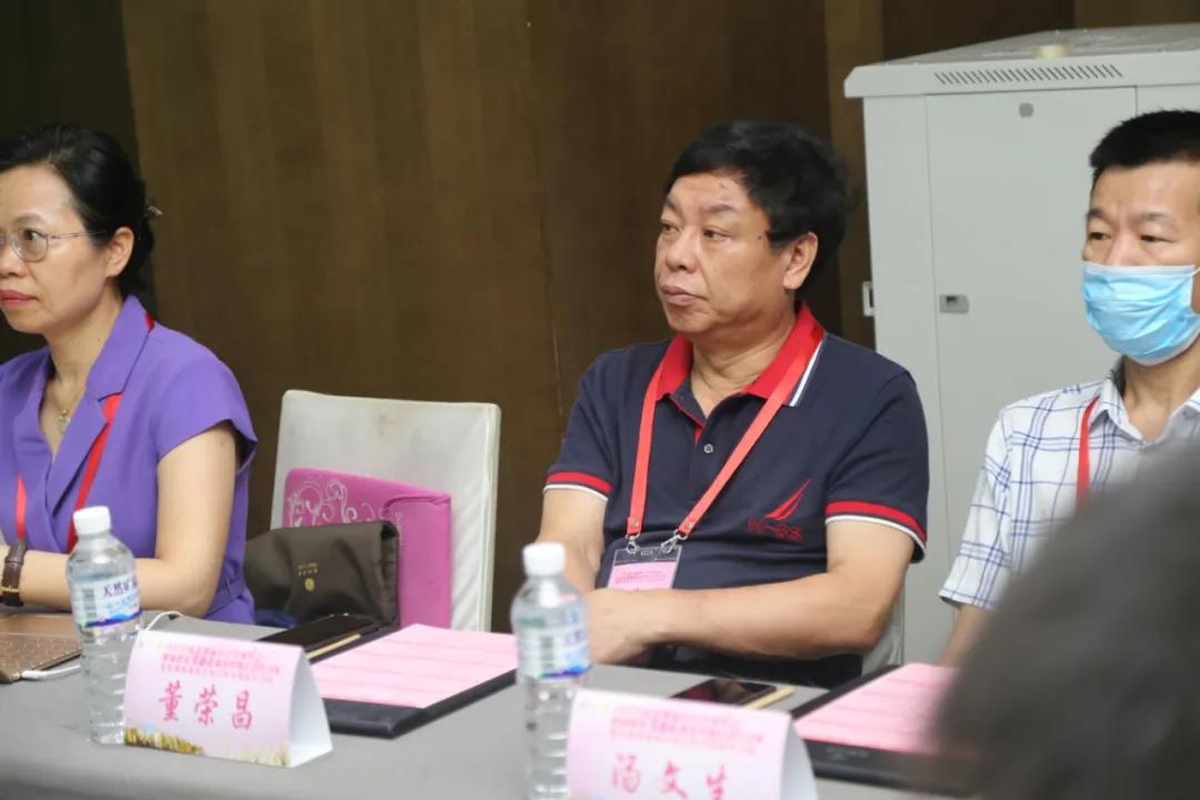 中国乳腺癌筛查与早期诊断指南,中国乳腺癌筛查与早诊早治宣传