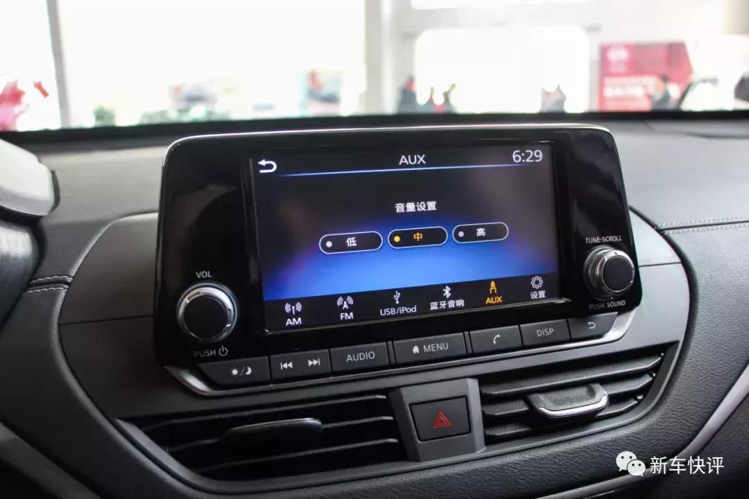 现在的天籁还是移动大沙发吗,新款天籁还是大沙发吗