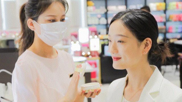 怡丽丝尔七夕限定专柜,怡丽丝尔优惠最大的活动