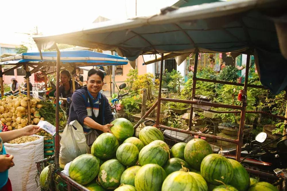 10亿人没坐过飞机,00后存款是90后的两倍,一文颠覆你的58个认知