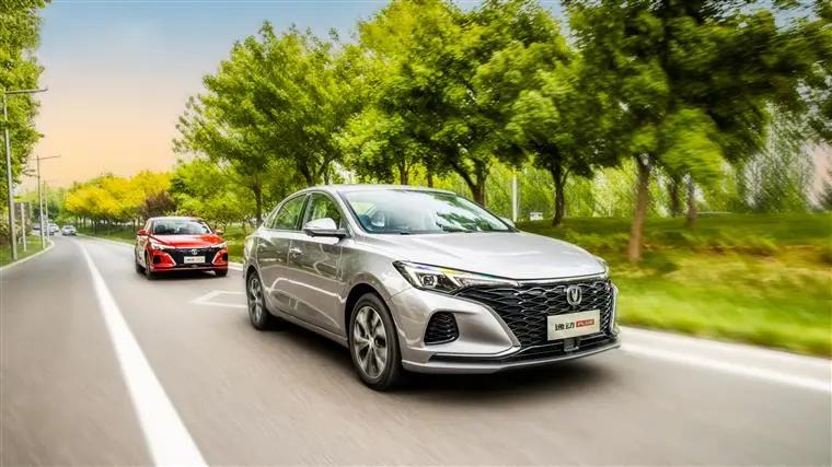 2022逸动plus驾驶体验,逸动plus1.6lcvt豪华版