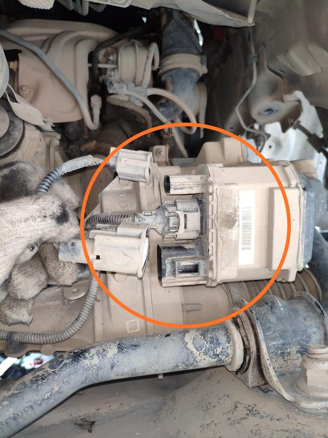 南昌福特翼虎底盘异响故障案例,福特翼虎方向机坏了要多少钱