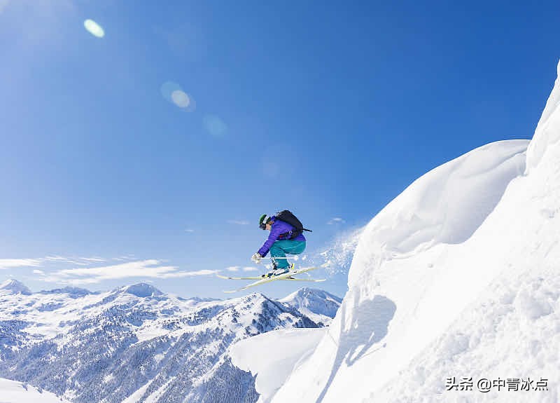滑雪场惊险一幕男子坚持一分钟,男子滑雪场摔伤恢复
