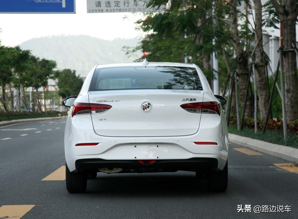 买了别克英朗1.0T，不如想象中完美，简单分享提车价格和用车感受