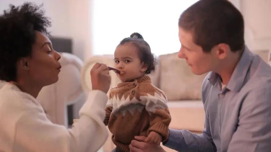 拼音l发音不准大舌头怎样改正,宝宝说话大舌头发音不标准怎么办