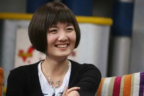 殷桃曾黎阳光姐妹淘幸福二重奏,曾黎殷桃同框视频