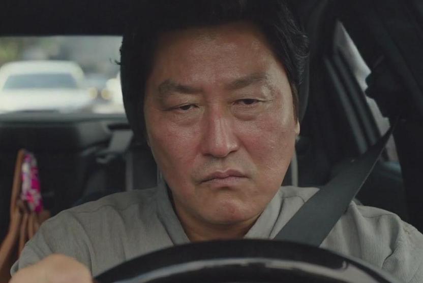 寄生虫故事梗概,寄生虫讲的是什么社会现象