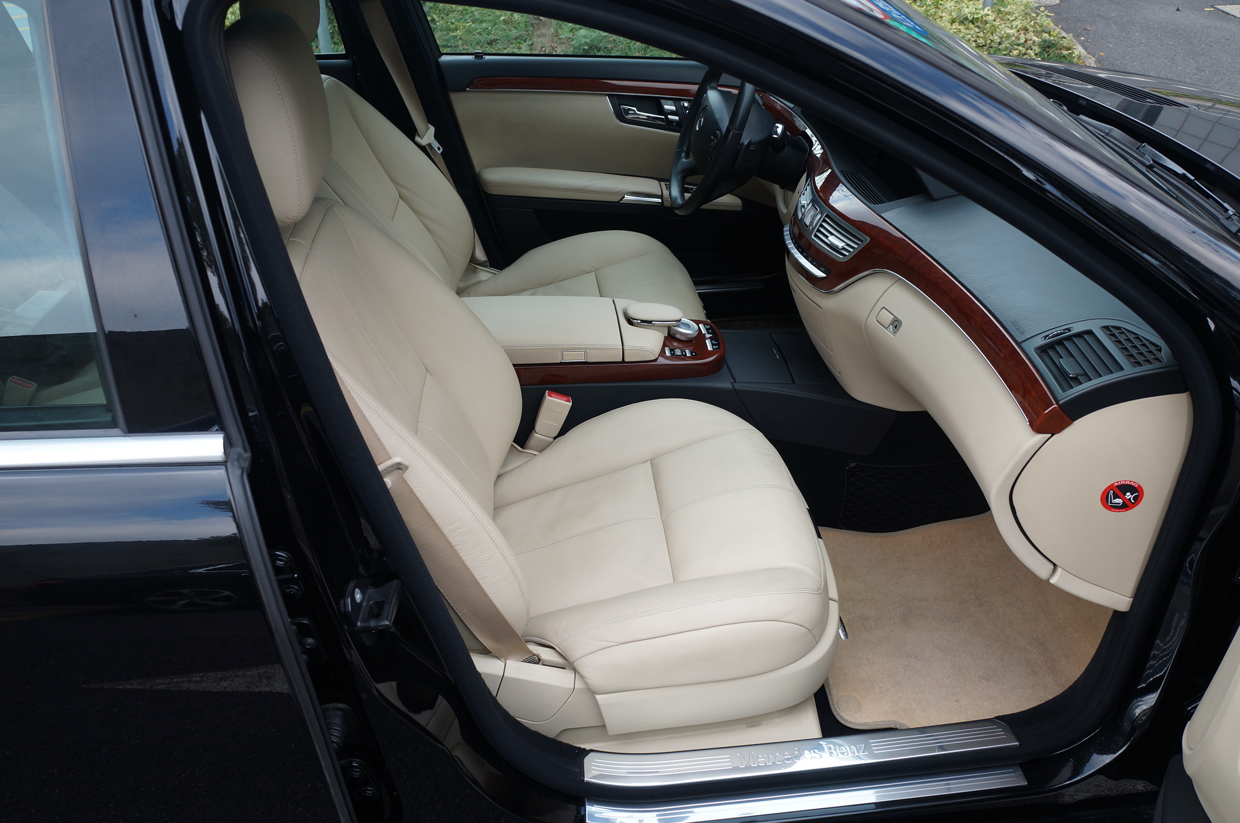 10年奔驰s还能开吗,十年的奔驰s二手车能买吗