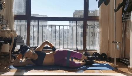 臀腿塑形5个动作拥有迷人臀腿,臀型怎么变假胯宽