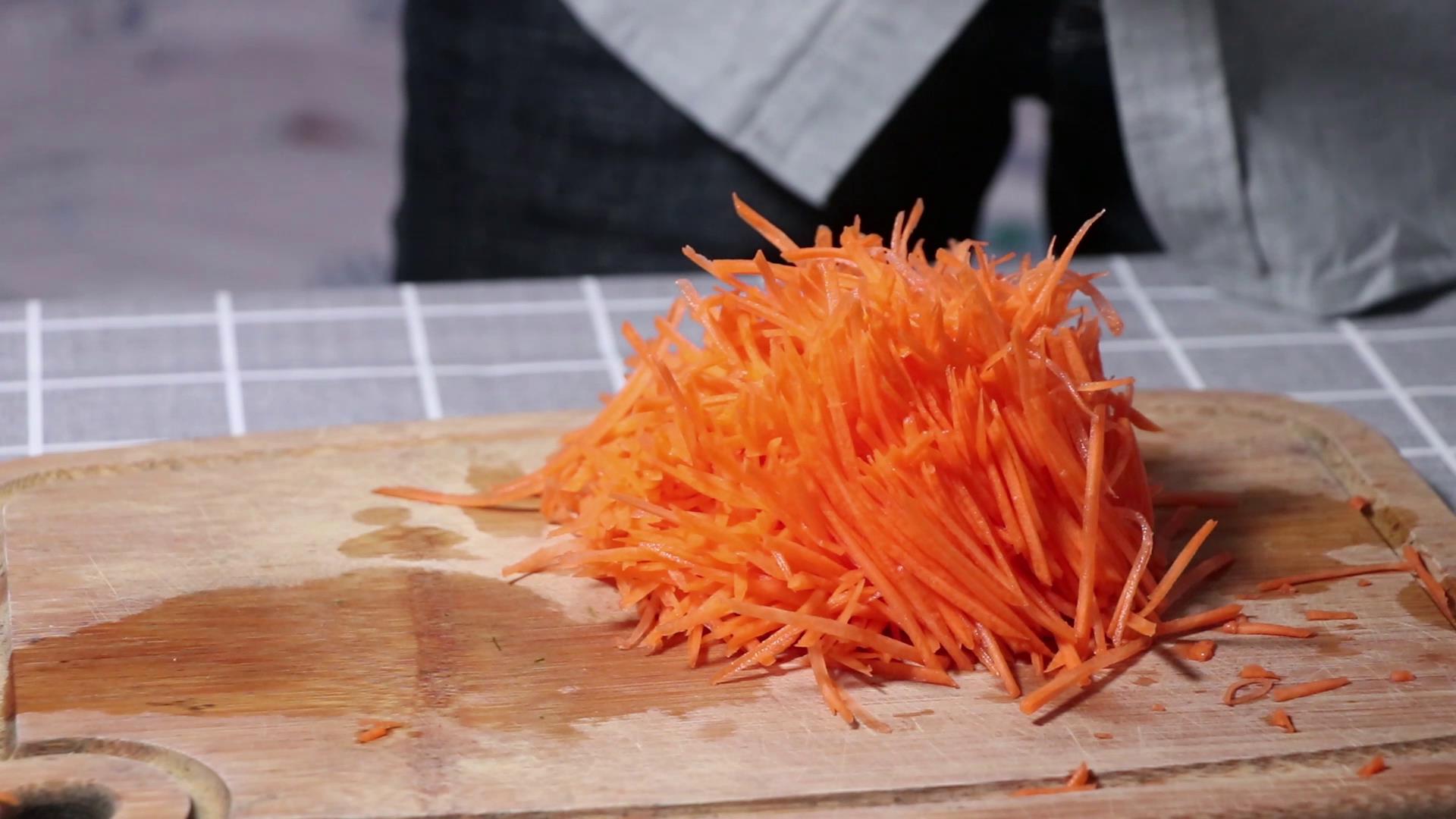 海带丝胡萝卜丝粉条凉拌正宗做法,凉拌藕片木耳胡萝卜最好吃的做法