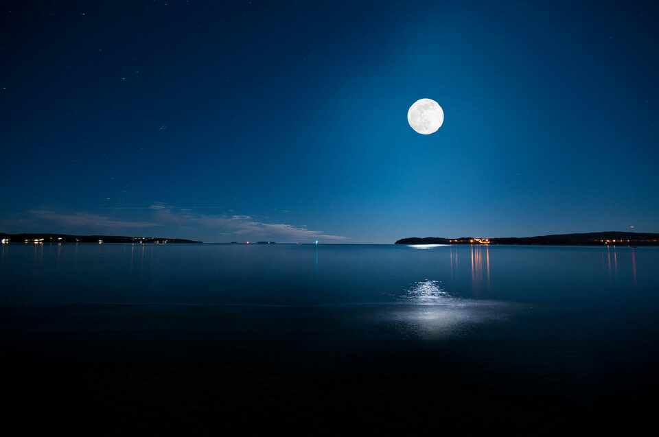 祭奠先人要烧多少冥币,祭奠已逝亲人能多烧冥币么