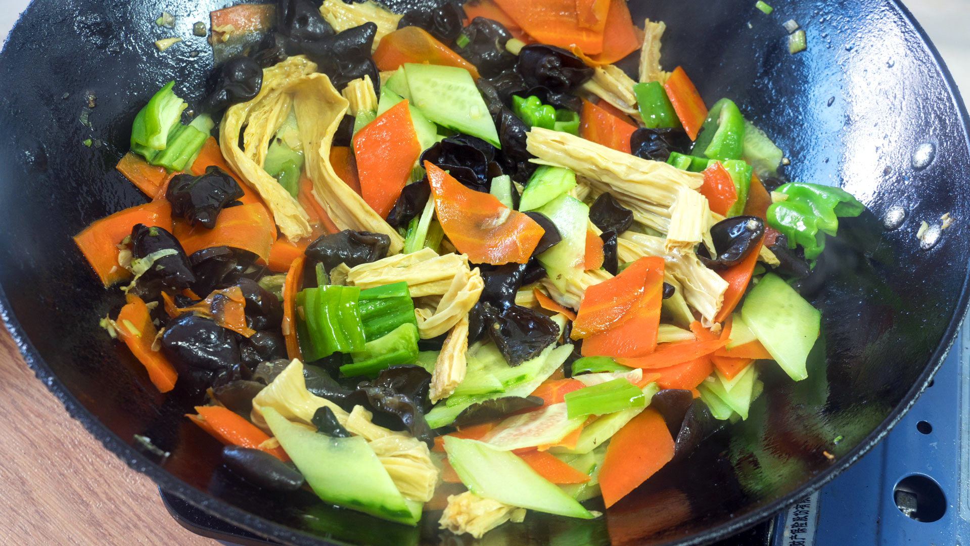 父亲节买东西送什么礼物最好,父亲节送什么不要钱的礼物最好