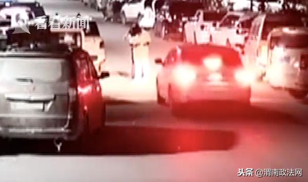 醉酒男子当街调戏女子被暴打,当街被调戏能报警吗