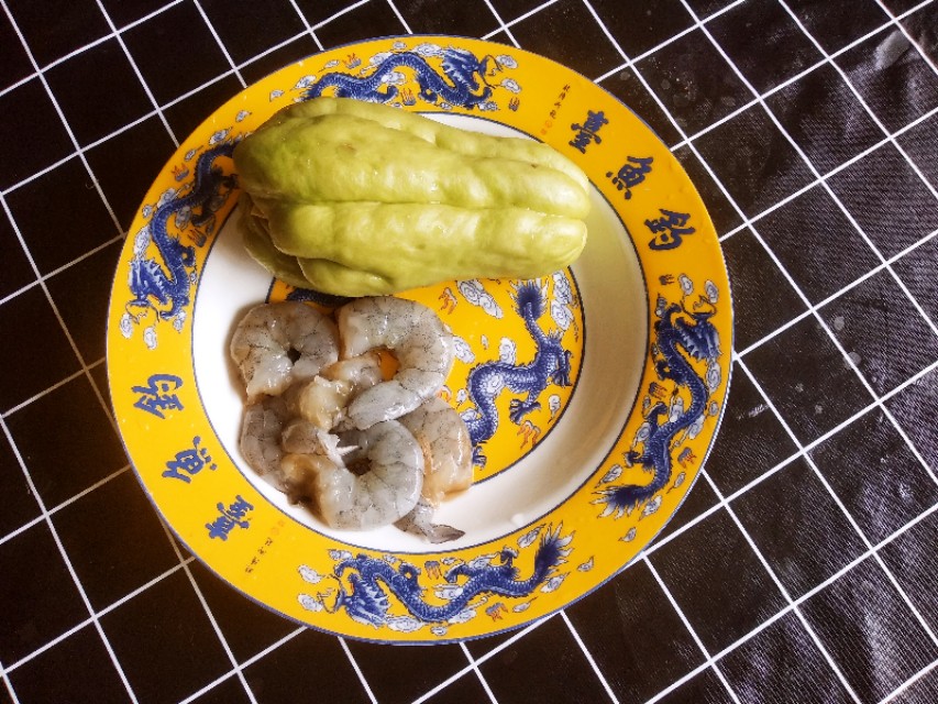 佛手瓜熬汤怎么才会翠绿,翠绿佛手瓜怎么做好吃