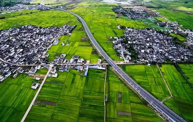 云南最美公路沿途景点,云南最美的十大高速公路