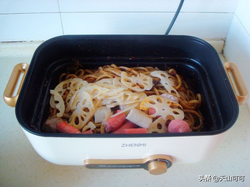 正宗炒新疆米粉的做法,疆新味新疆米粉