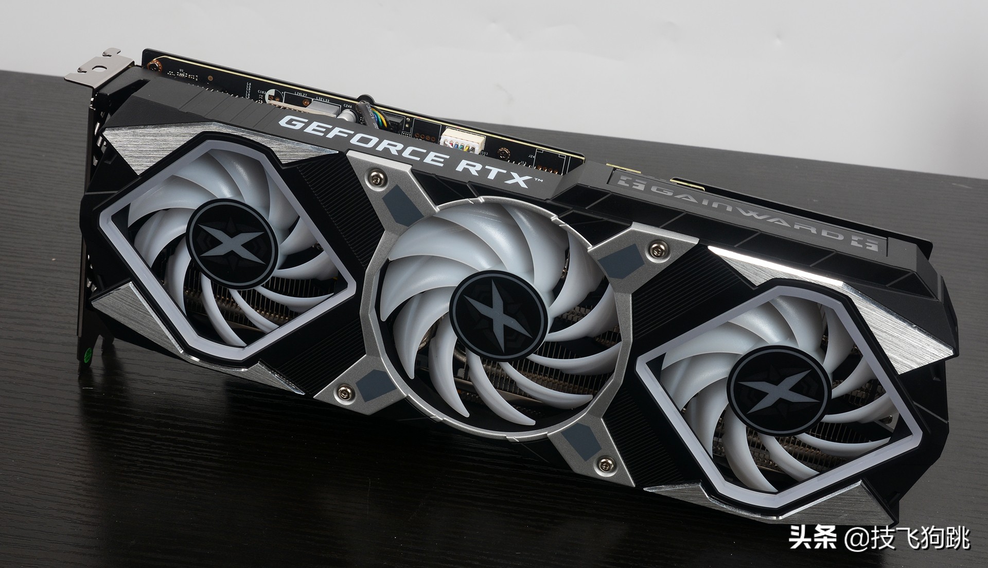 不到1000分的显卡,耕升显卡1080ti多少w