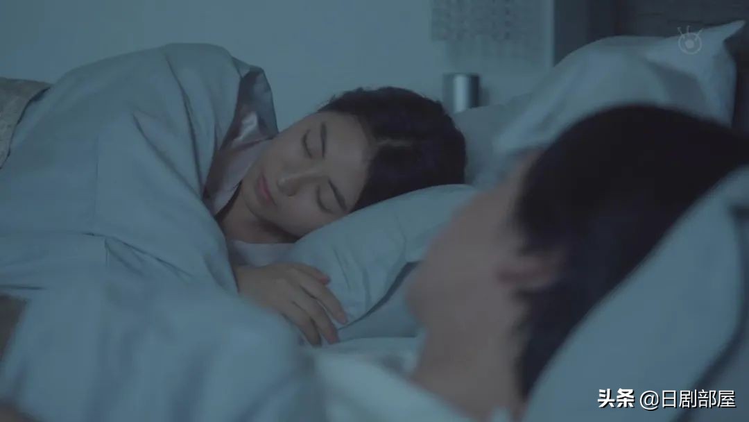 醒来发现妻子换了个人，又一部反婚反育日剧？