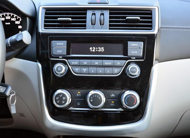 七座家用车省油日产,省油自动挡代步车日产阳光