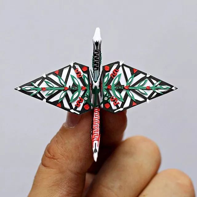 1000天1000只纸鹤,他折的纸鹤让自己走出抑郁……