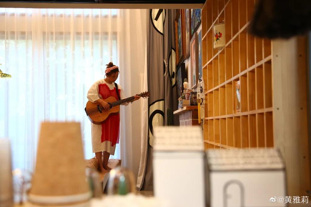 我们为什么羡慕黄雅莉的生活,黄雅莉豪宅在哪里