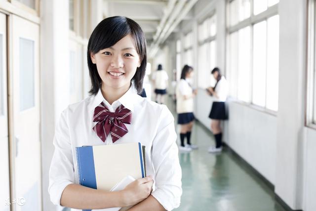 小说：他和村花青梅竹马，恶霸每天上门骚扰，他终于忍不住出手了