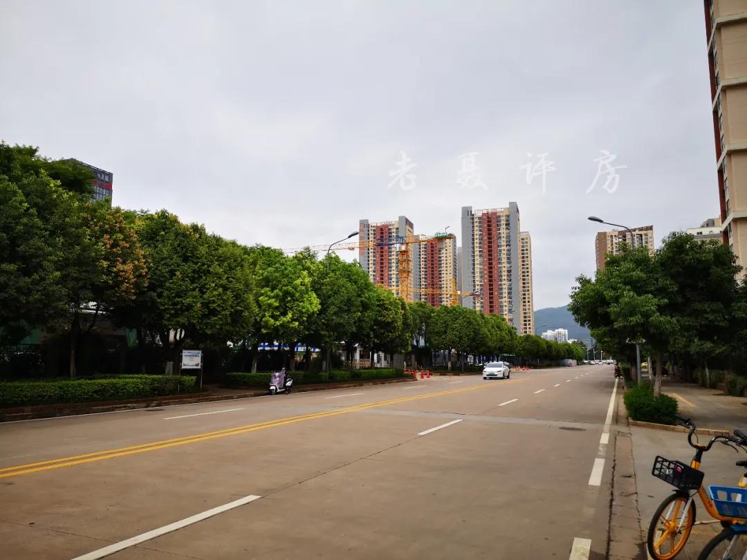 昆明绿城诚园2梯4户连廊中间户型,昆明绿城诚园户型图