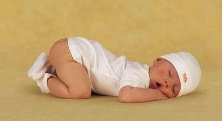 失眠气血不足皮肤黄吃什么好,皮肤暗黄失眠喝什么