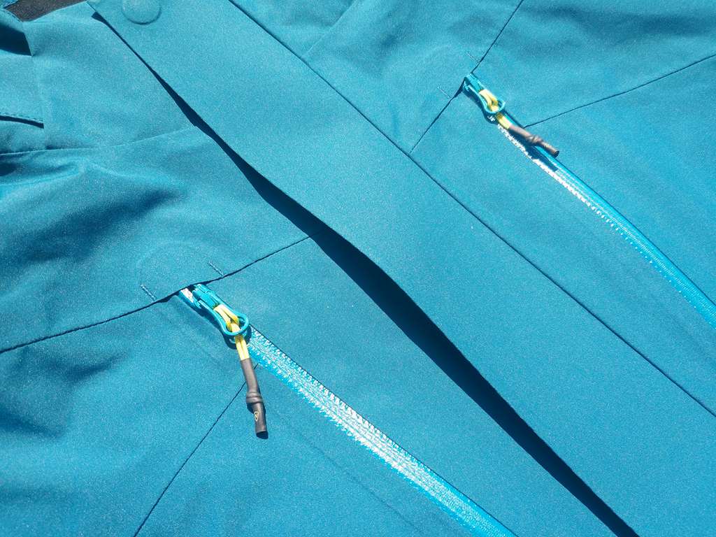 顺心而行--诺诗兰雨影冲锋衣体验