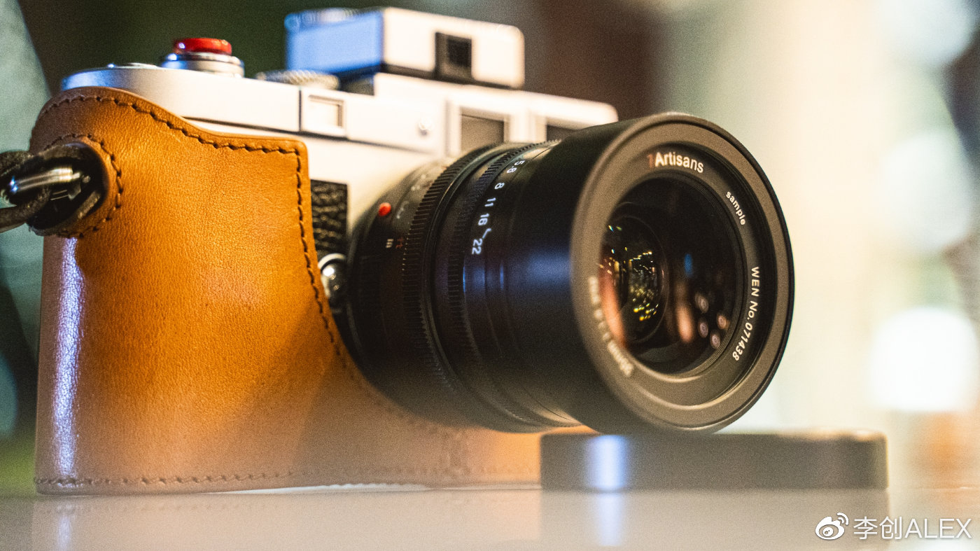 七工匠50mmf1.8镜头与55mmf1.05的区别,不到三千的旗舰机