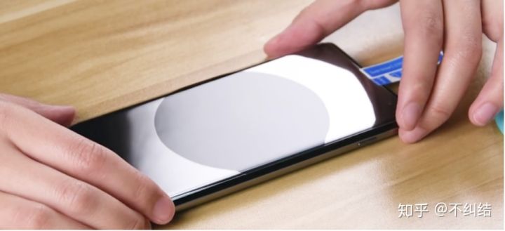 华为手机膜进化史,手机上第一款手机膜