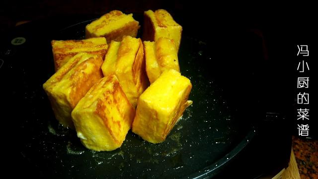 早餐吐司最简单的做法,超解馋吐司早餐比干吃好吃百倍