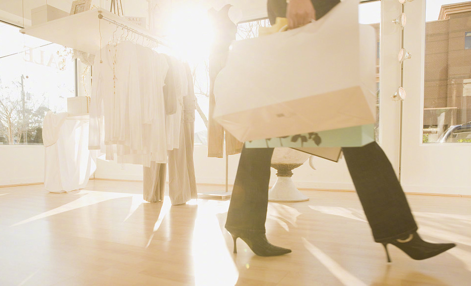 奢侈品加速品牌数字化lvmh集团,lv奢侈品巨头