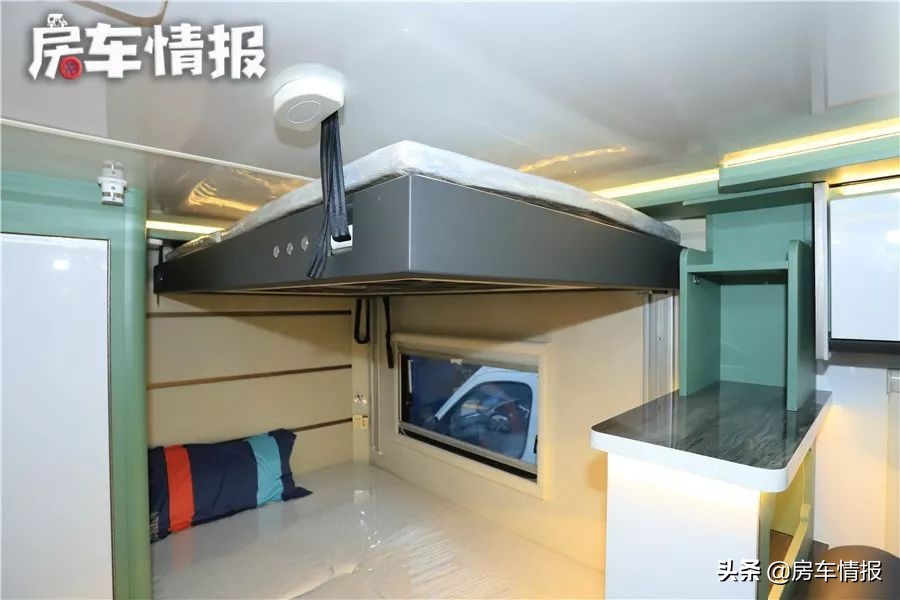 升降大床房车,可升降空间房车