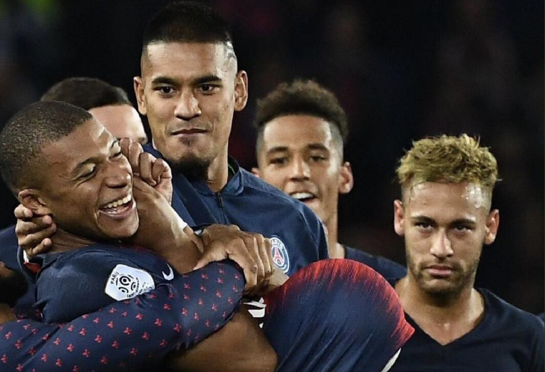 内马尔夏日,内马尔巴西最后的深情